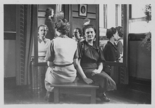 3.21.12: Students after Mr. Eskelund's work, 1938