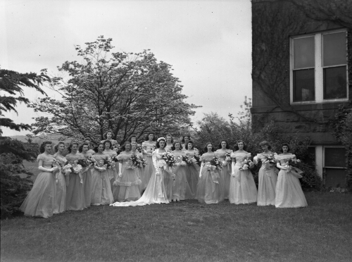 2.22.7-2: May Day festivities, Radford Campus, 1940s