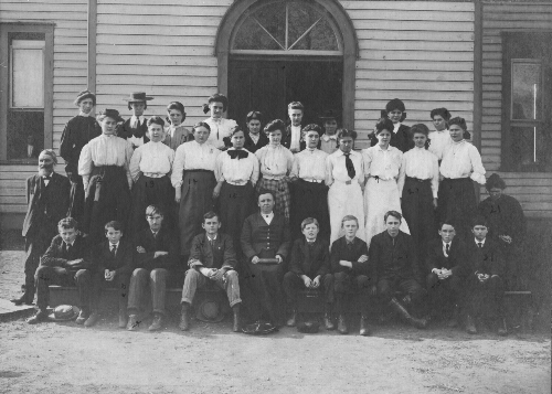 2.3: Students at Manassas Institute, 1906-07. M'Ledge Moffett is third from left in the middle row.