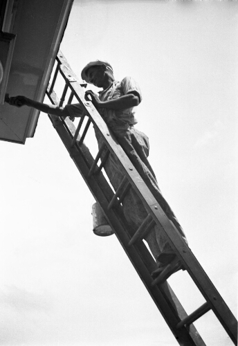 7.5.4: Painter at work, Summer 1938