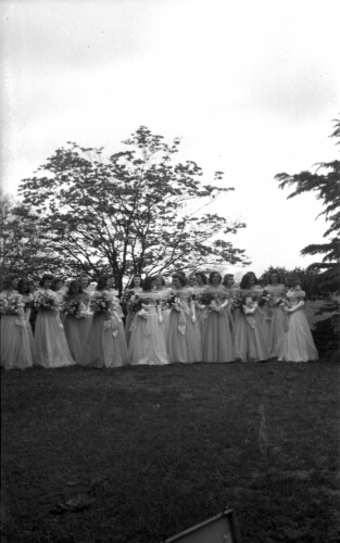 2.22.7-17: May Day festivities, Radford Campus, 1940s