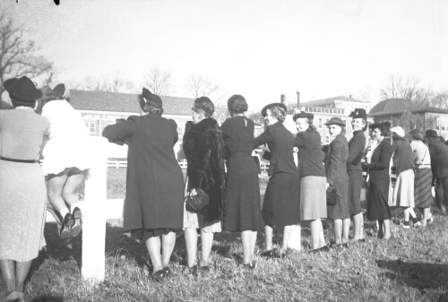 3.7.12-1: Horse Show at Hollins, October 1938