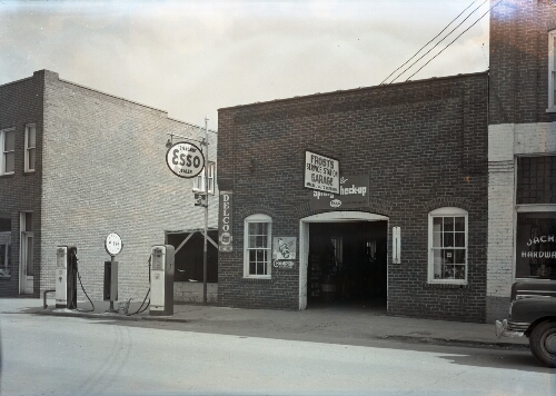 Frost's Service Station and Garage