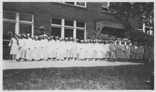 1.15.2: 2 Year Graduates, 1930