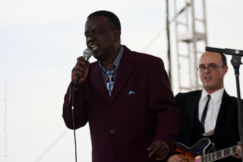 The Dynamites featuring Charles Walker