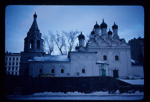 Small Church - Kalinin Prospect - Moscow