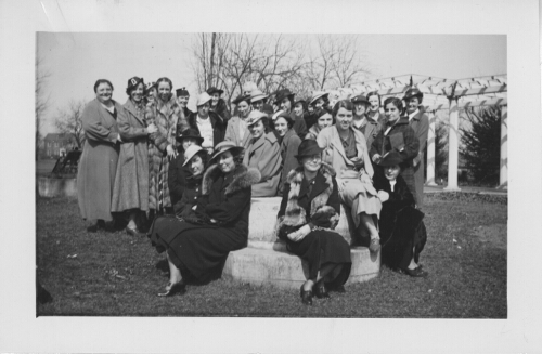 Alumni homecoming day, 1935, following luncheon in the President's Dining Hall.