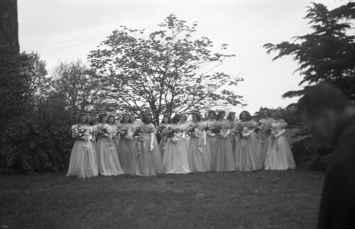 2.22.7-18: May Day festivities, Radford Campus, 1940s